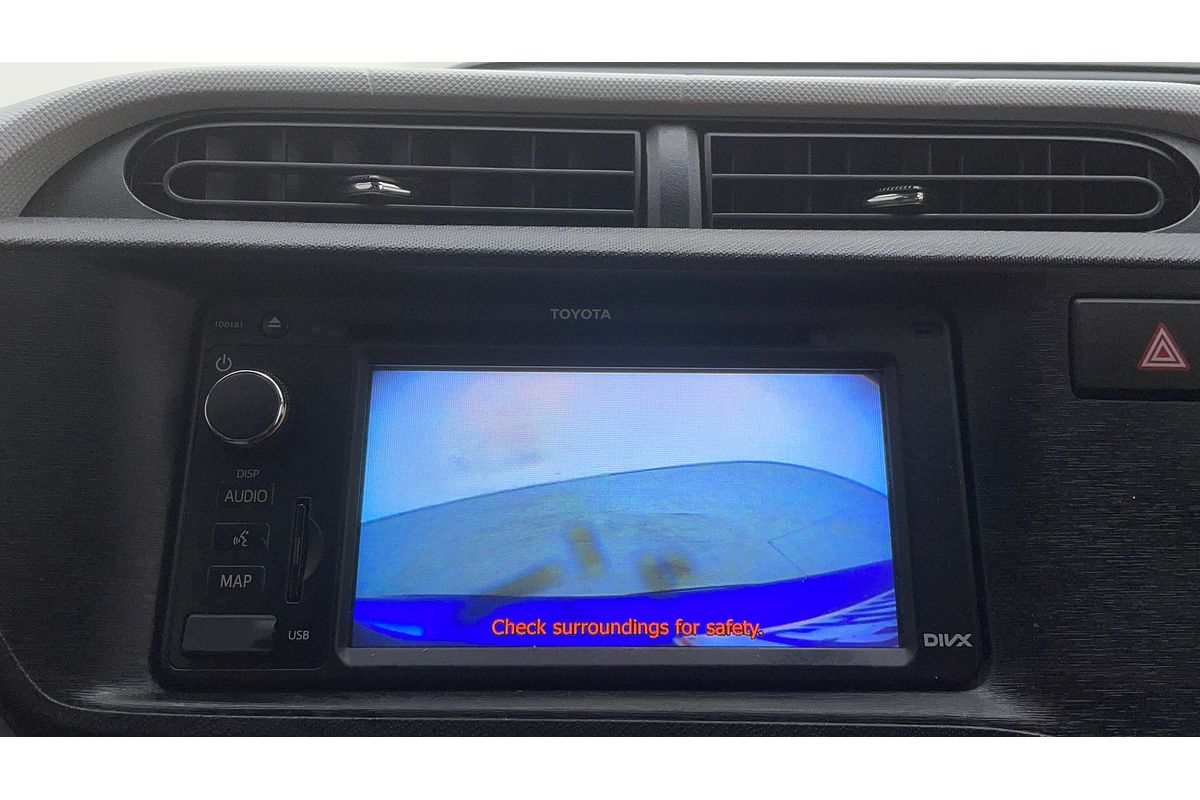 2014 Toyota Prius C NHP10R