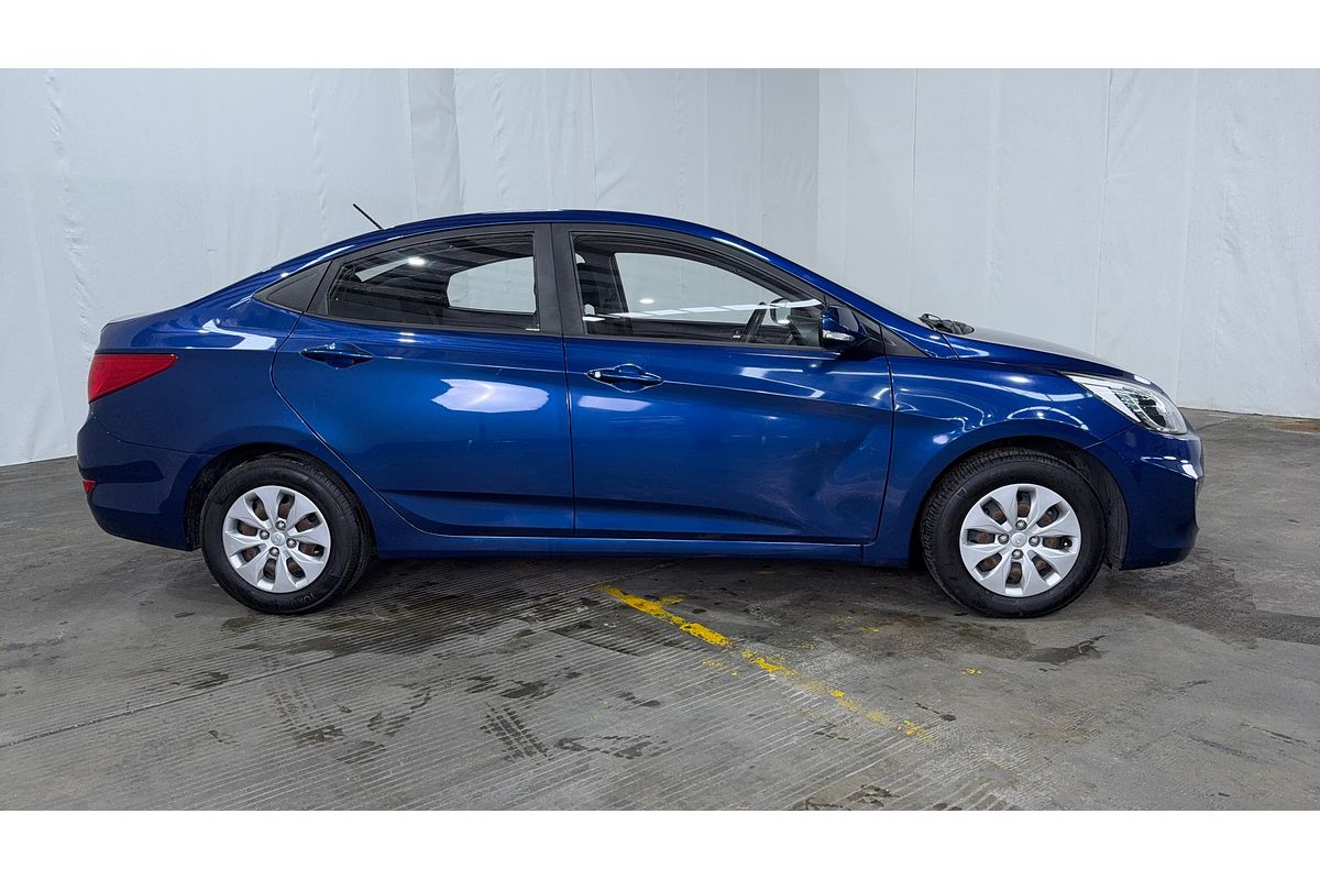 2016 Hyundai Accent Active RB4