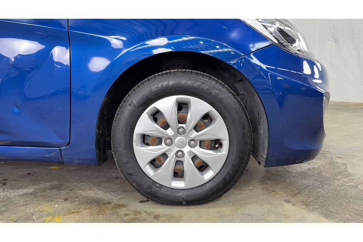 2016 Hyundai Accent Active RB4