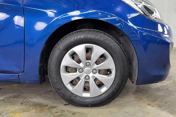 2016 Hyundai Accent Active RB4