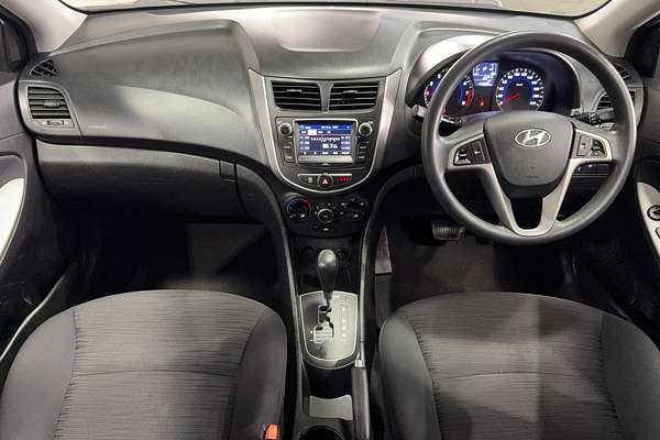 2016 Hyundai Accent Active RB4