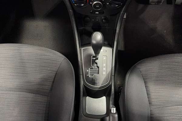 2016 Hyundai Accent Active RB4