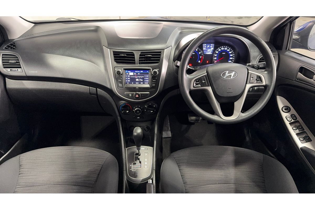 2016 Hyundai Accent Active RB4