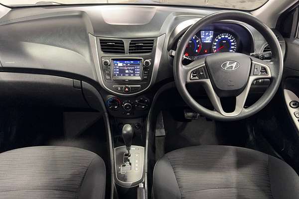 2016 Hyundai Accent Active RB4
