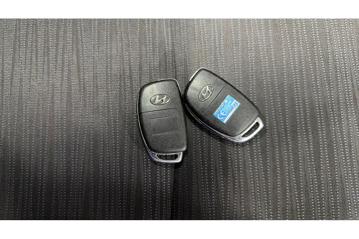 2016 Hyundai Accent Active RB4