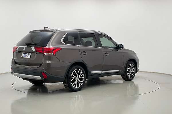 2017 Mitsubishi Outlander LS Safety Pack ZK