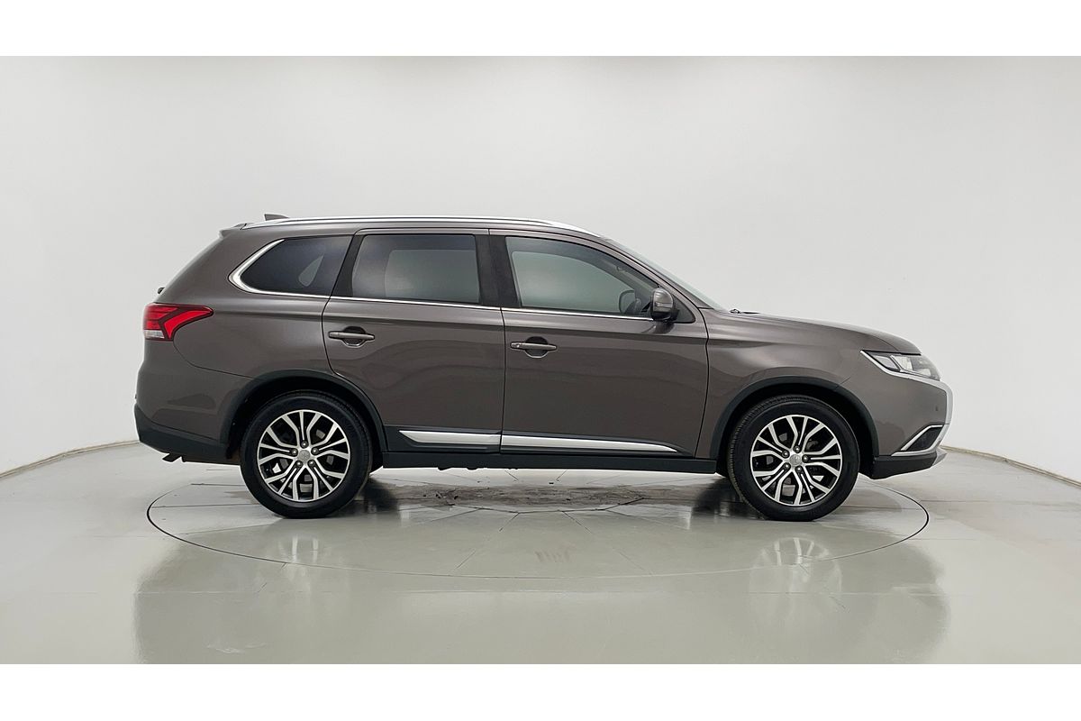 2017 Mitsubishi Outlander LS Safety Pack ZK