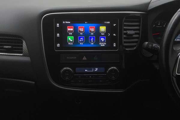 2017 Mitsubishi Outlander LS Safety Pack ZK