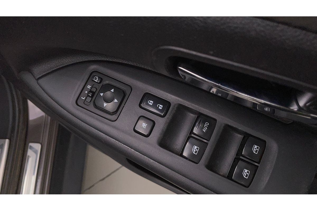 2017 Mitsubishi Outlander LS Safety Pack ZK