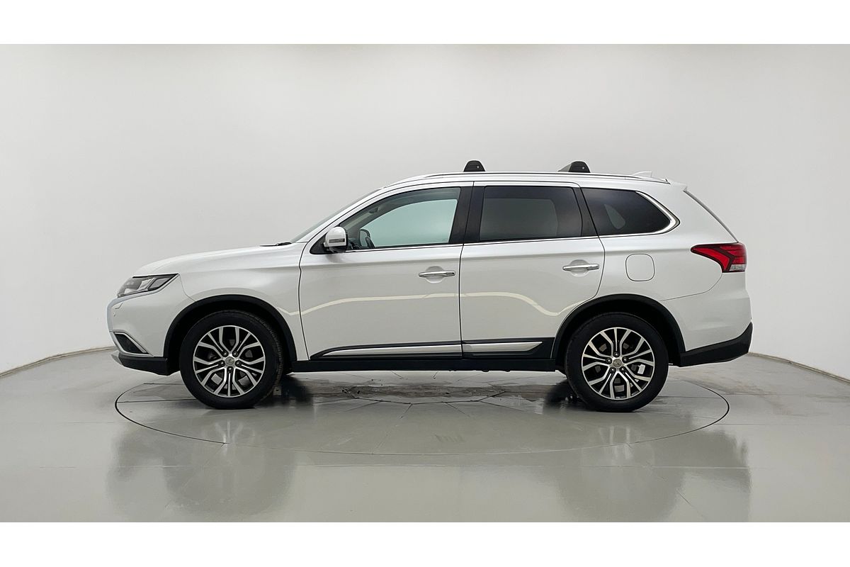 2016 Mitsubishi Outlander Exceed ZK