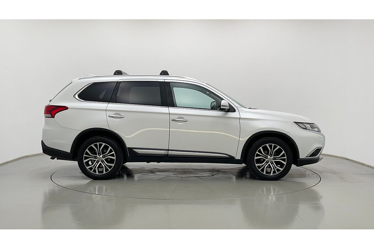 2016 Mitsubishi Outlander Exceed ZK