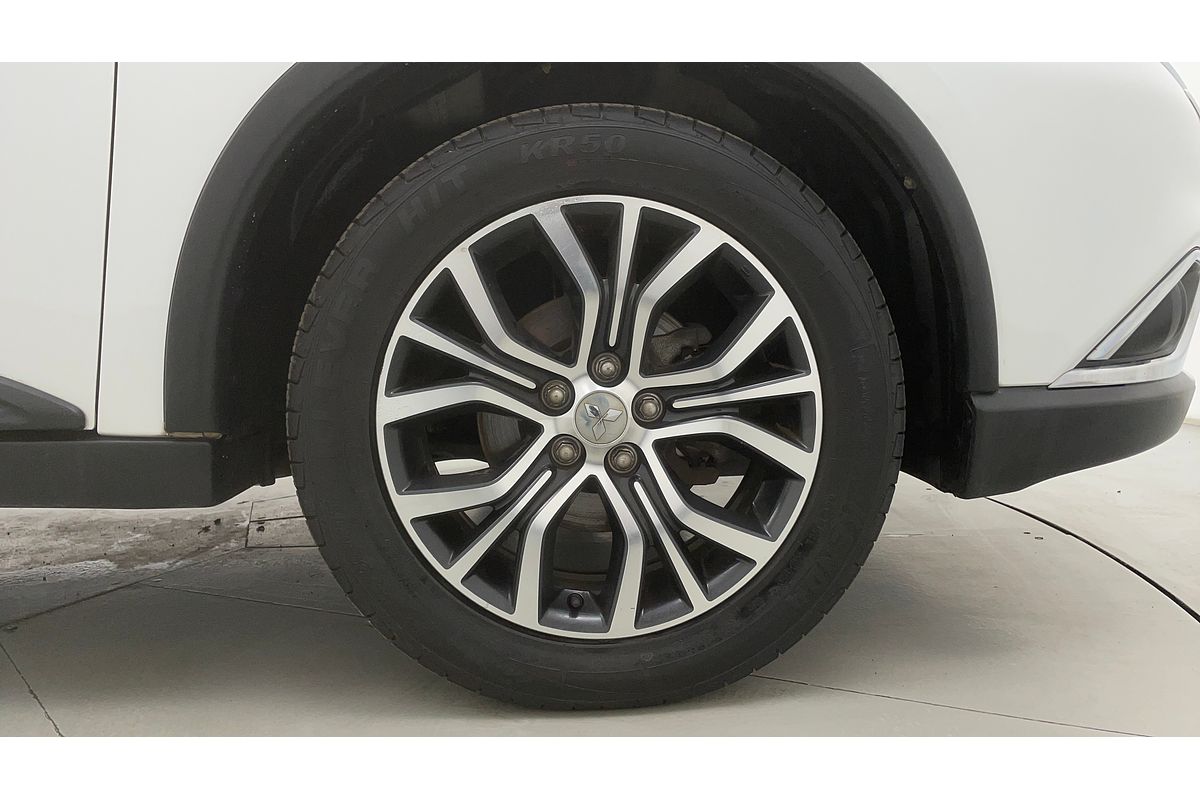 2016 Mitsubishi Outlander Exceed ZK