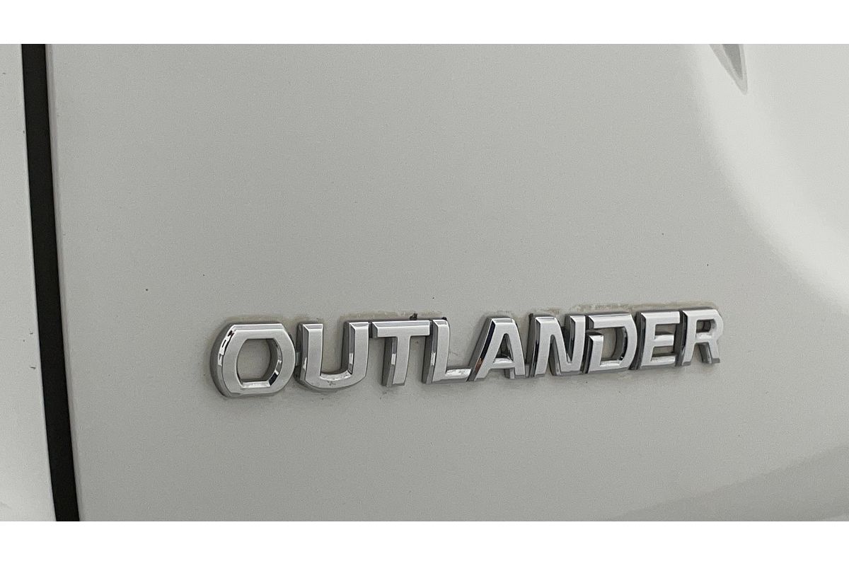 2016 Mitsubishi Outlander Exceed ZK