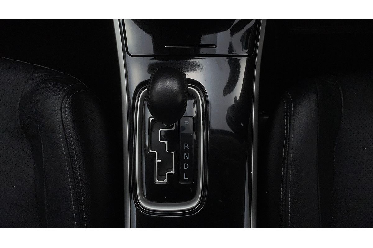 2016 Mitsubishi Outlander Exceed ZK