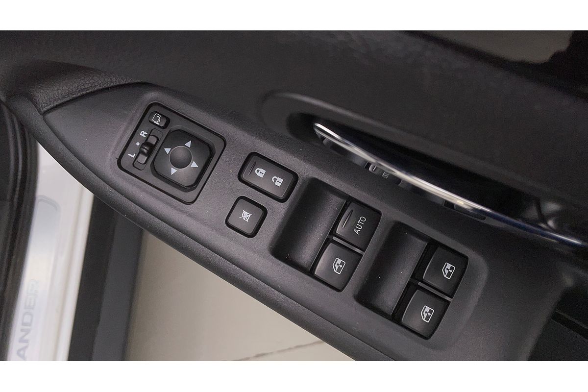 2016 Mitsubishi Outlander Exceed ZK