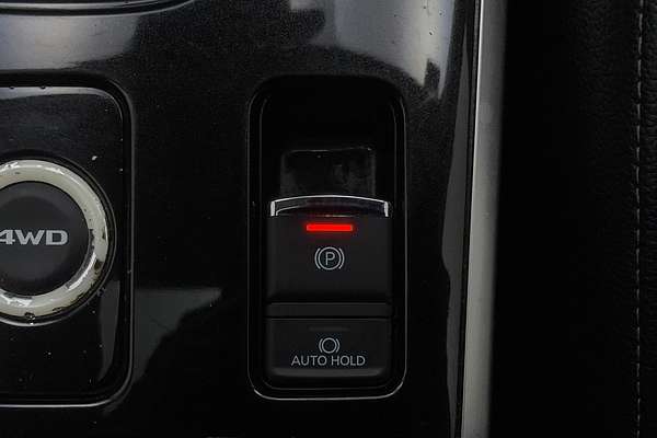 2016 Mitsubishi Outlander Exceed ZK