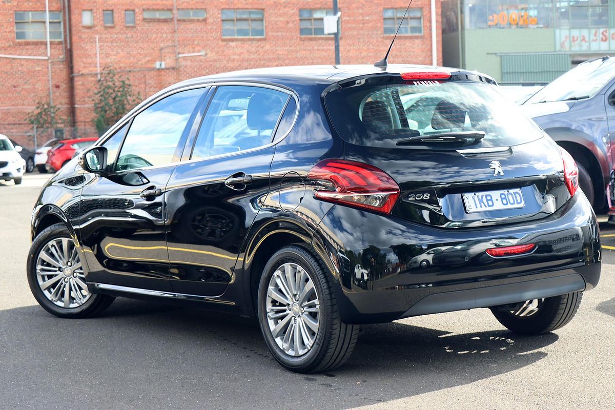 2017 Peugeot 208 Allure A9