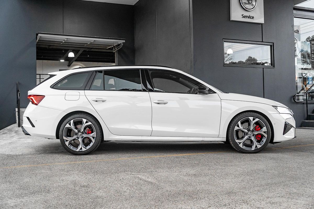 2025 SKODA Octavia RS NX