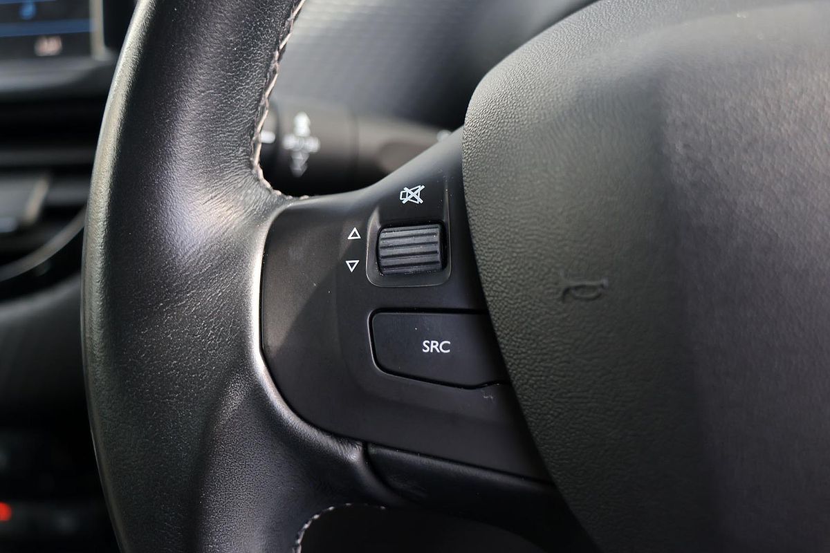 2017 Peugeot 208 Allure A9