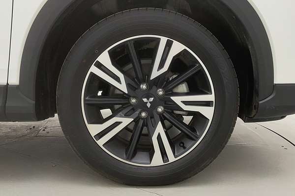 2023 Mitsubishi Eclipse Cross LS YB