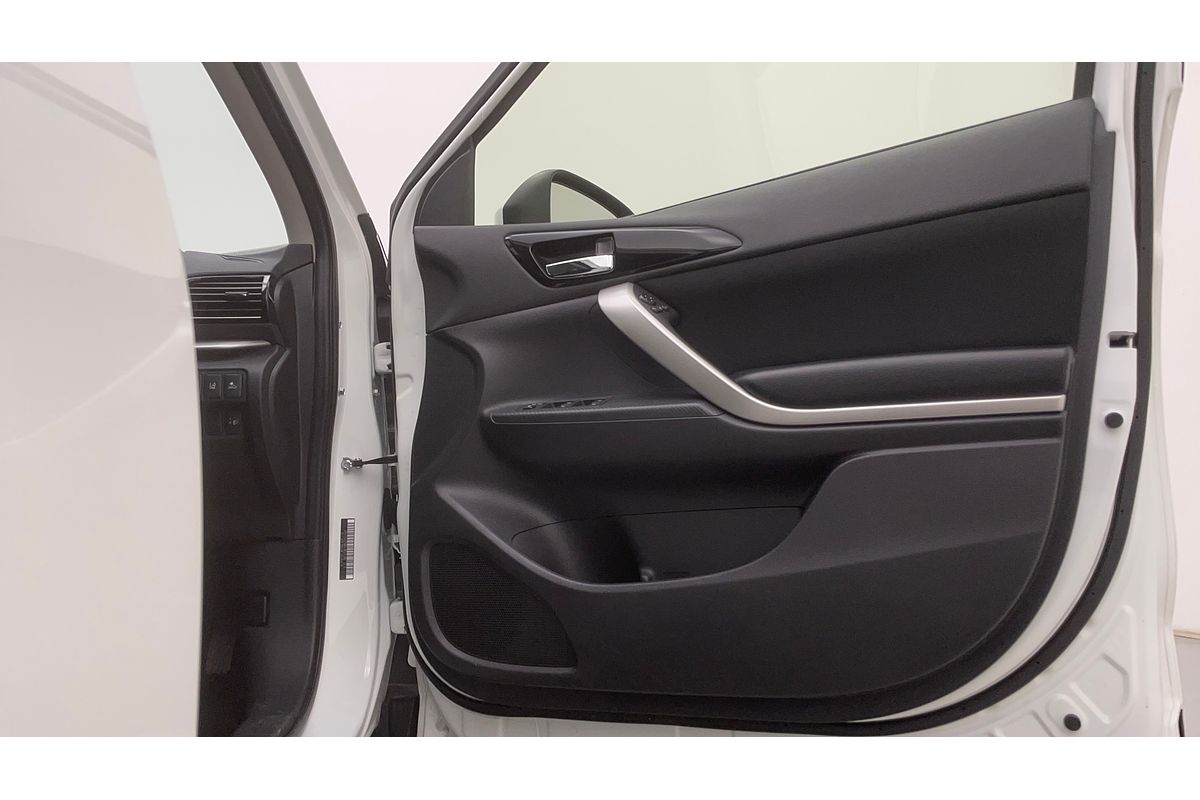 2023 Mitsubishi Eclipse Cross LS YB