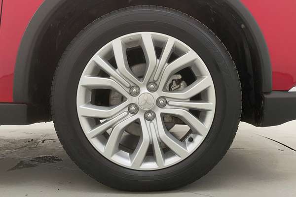 2021 Mitsubishi Outlander ES ZL