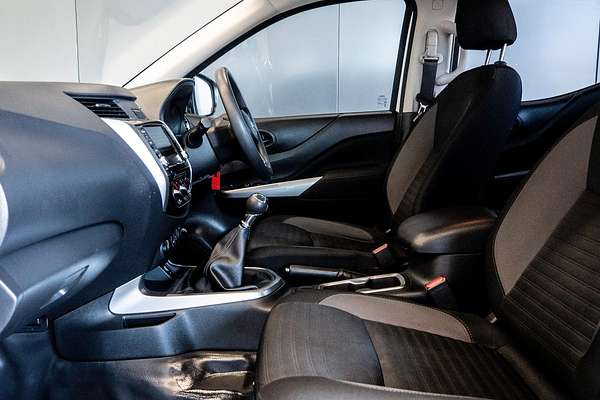 2021 Nissan Navara SL D23 4X4