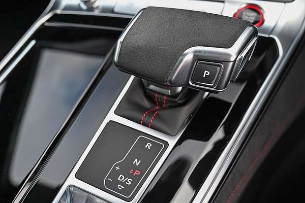 2024 Audi RS6 Performance C8