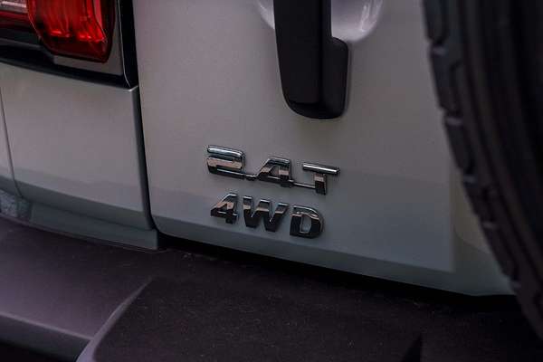 2025 GWM Tank 300 Lux P01