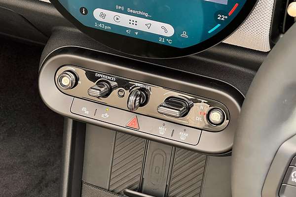 2025 MINI Cooper S Favoured F67