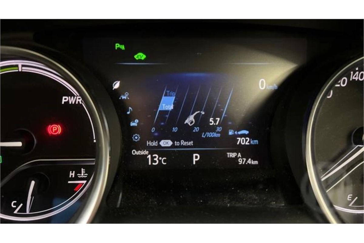 2018 Toyota Camry Ascent Sport AXVH71R