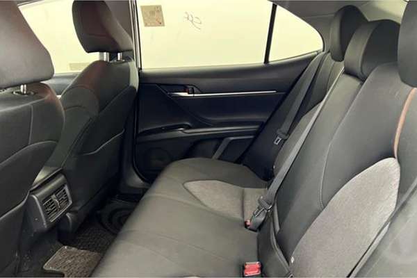 2018 Toyota Camry Ascent Sport AXVH71R
