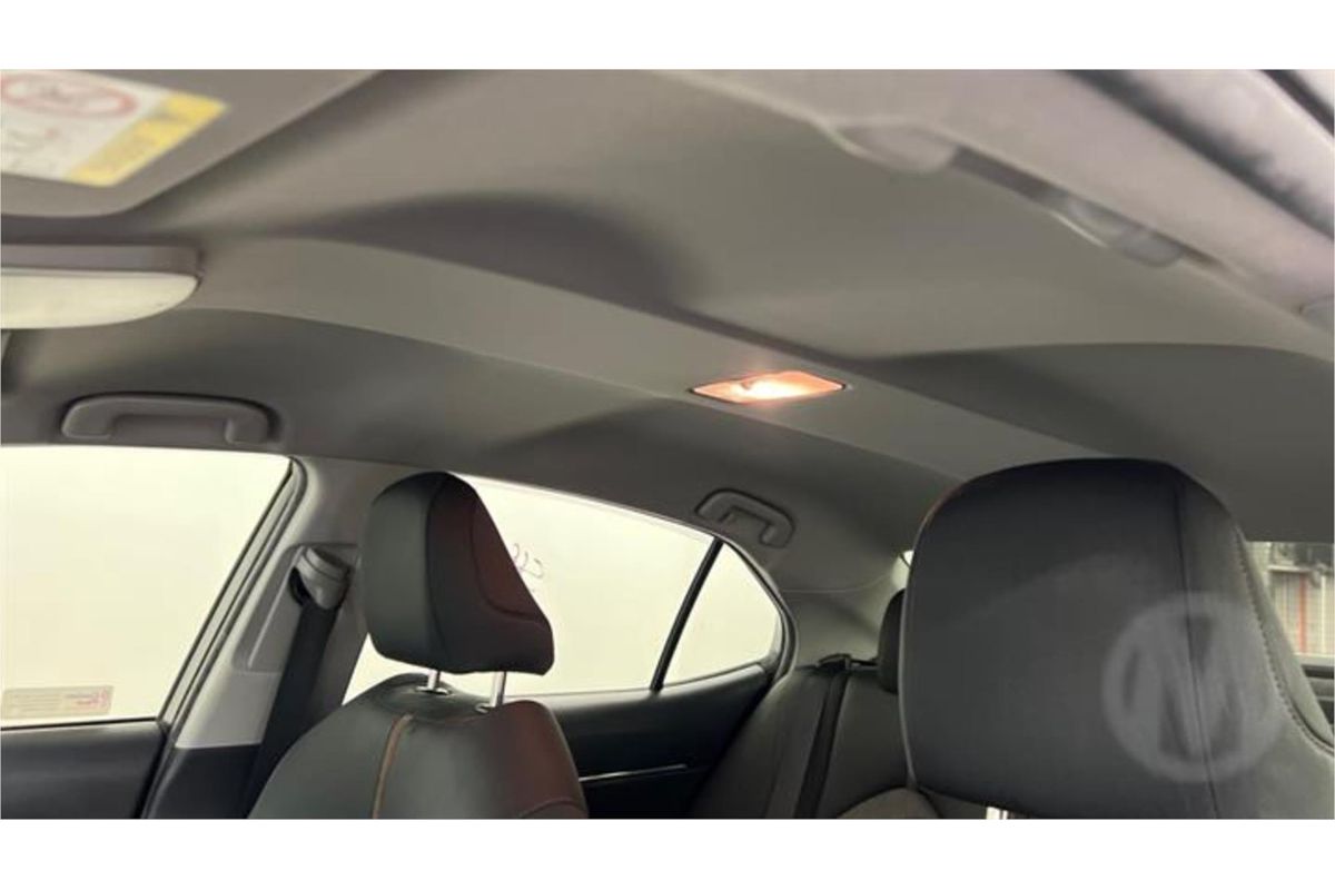 2018 Toyota Camry Ascent Sport AXVH71R