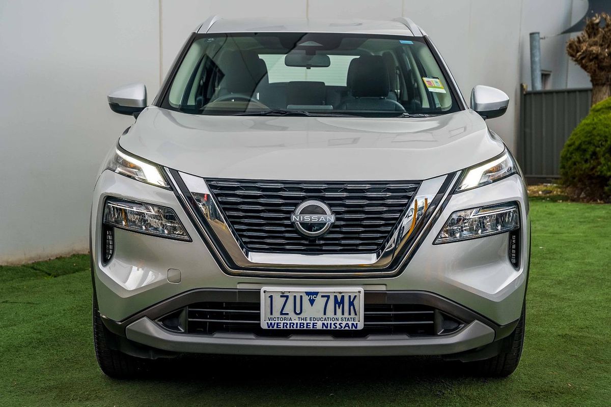 2025 Nissan X-TRAIL ST T33
