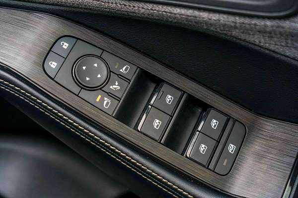 2025 Nissan X-TRAIL ST T33