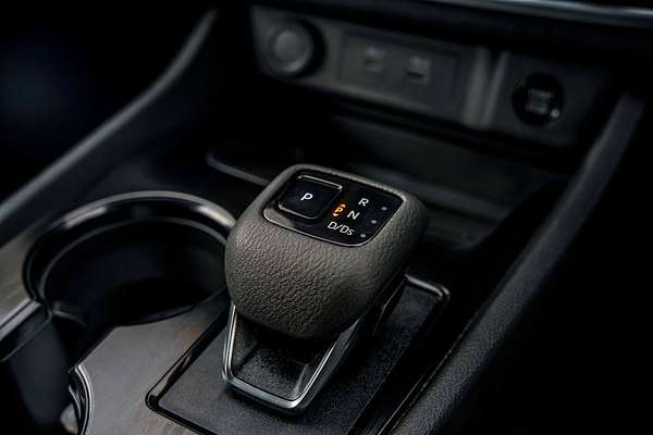 2025 Nissan X-TRAIL ST T33