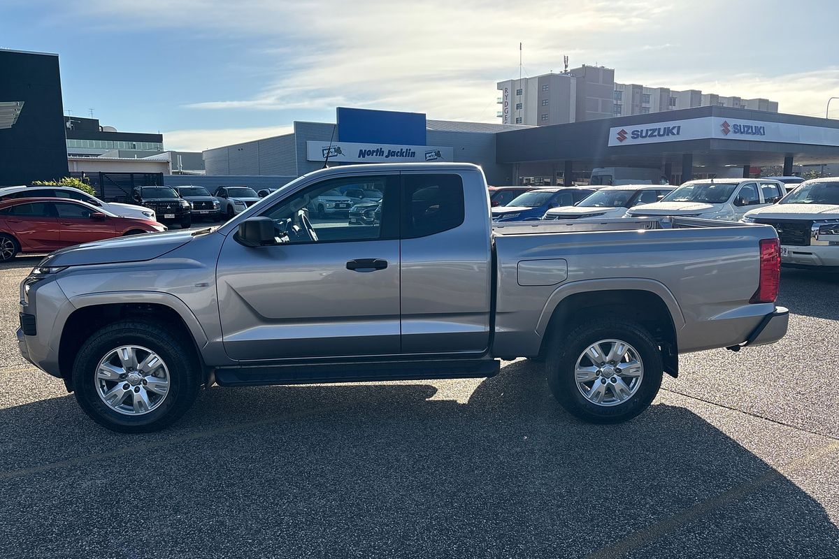 2024 Mitsubishi Triton GLX+ MV 4X4