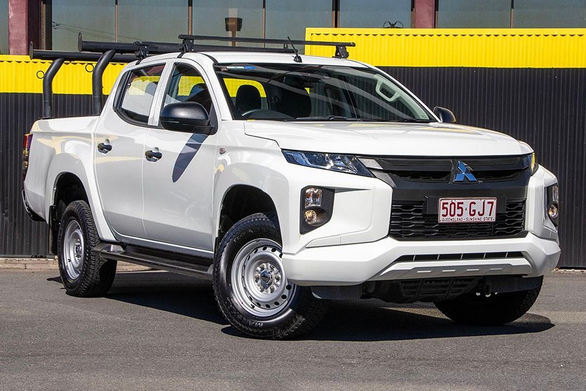 2023 Mitsubishi Triton GLX MR 4X4