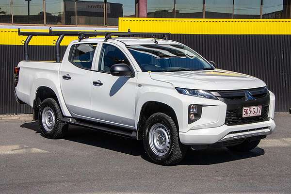 2023 Mitsubishi Triton GLX MR 4X4