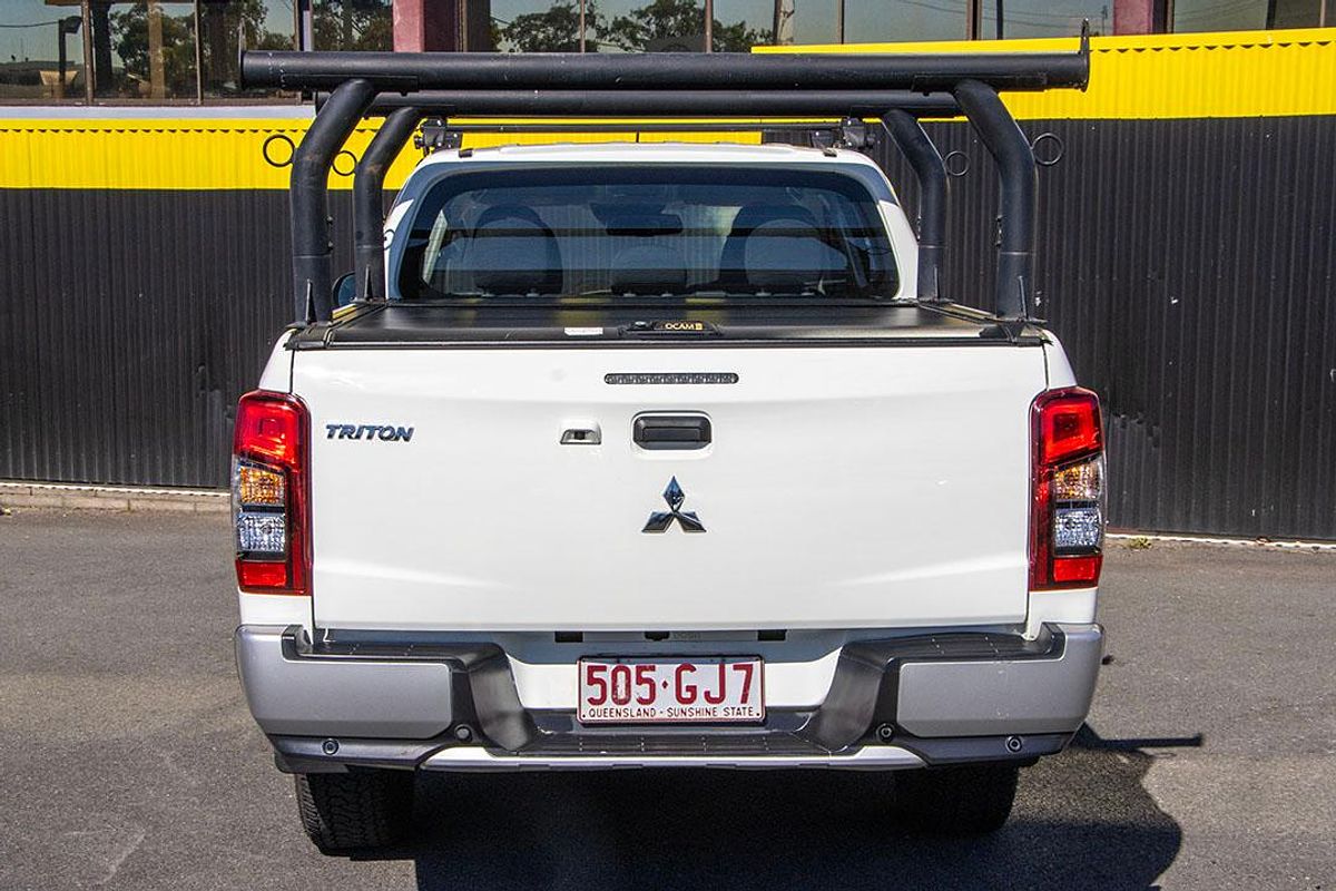 2023 Mitsubishi Triton GLX MR 4X4