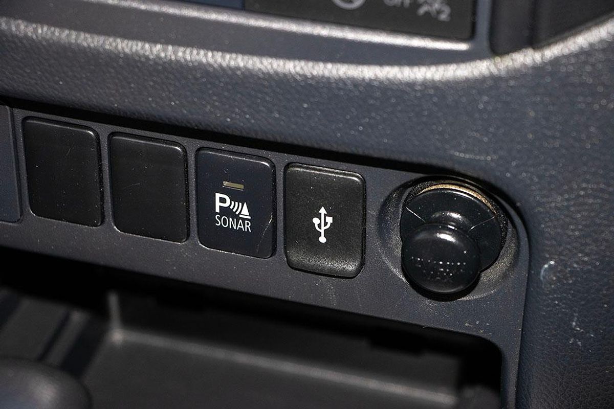 2023 Mitsubishi Triton GLX MR 4X4