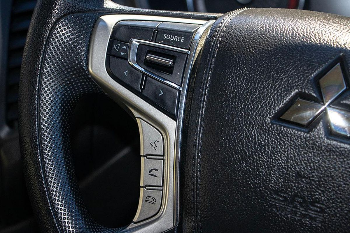 2023 Mitsubishi Triton GLX MR 4X4