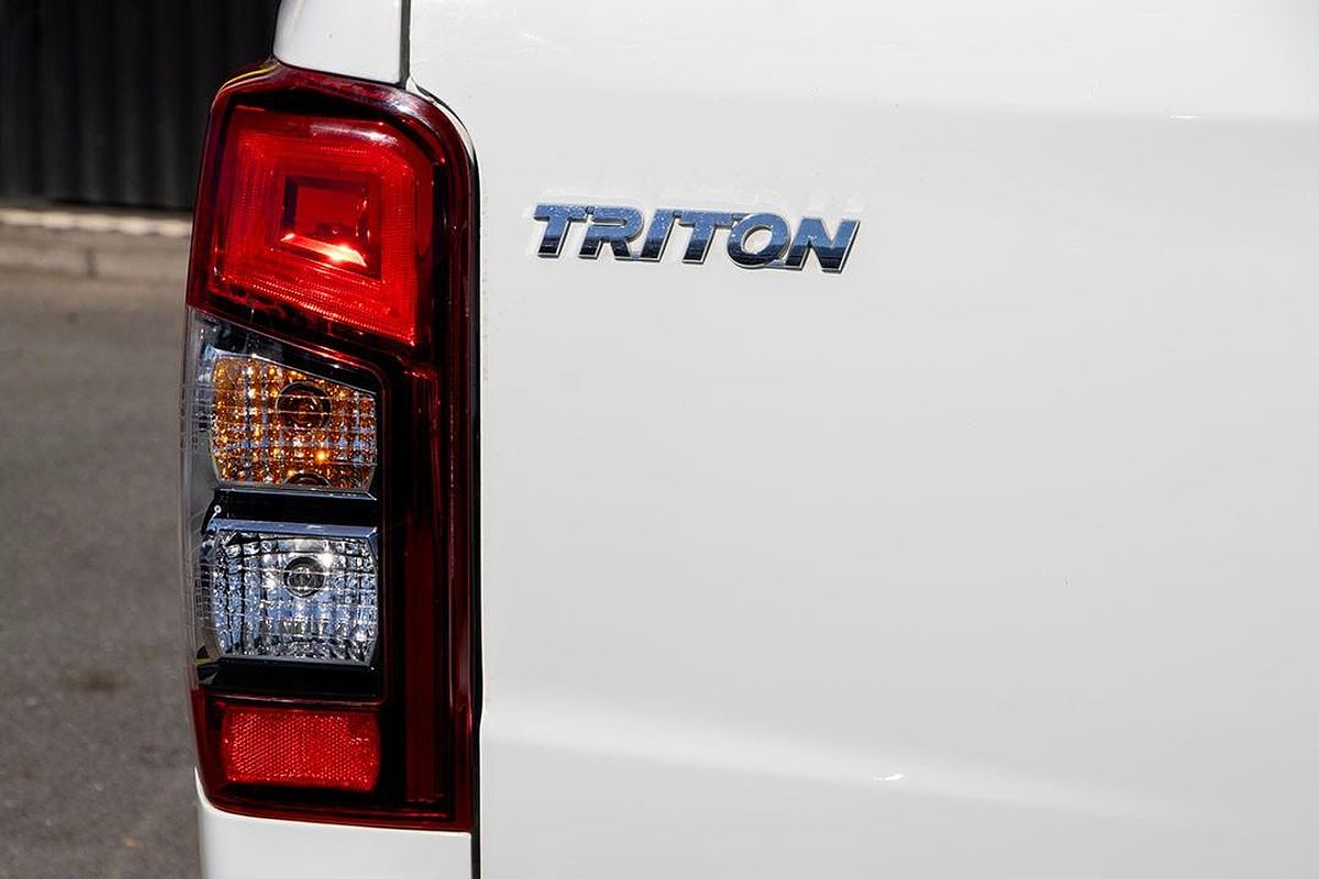 2023 Mitsubishi Triton GLX MR 4X4