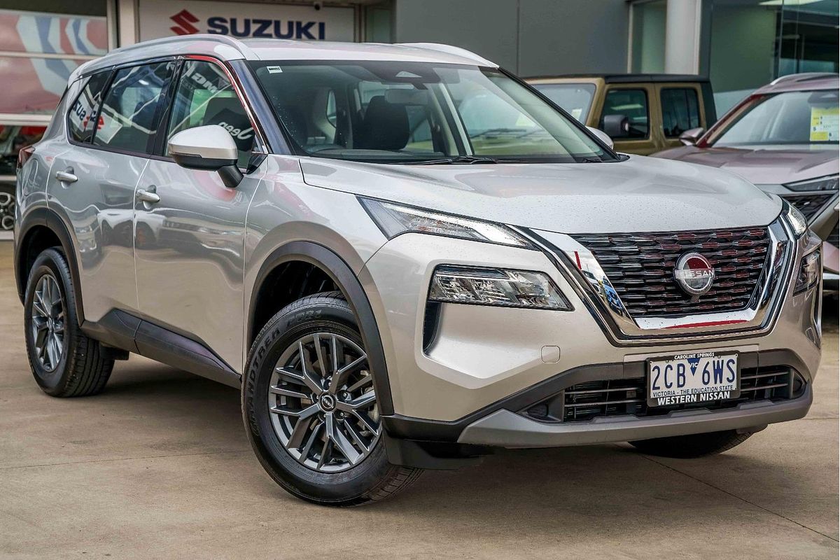 2025 Nissan X-TRAIL ST T33