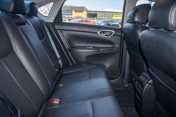 2013 Nissan Pulsar Ti B17