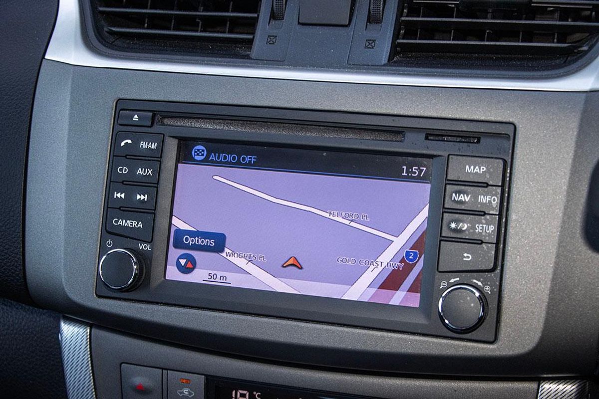 2013 Nissan Pulsar Ti B17