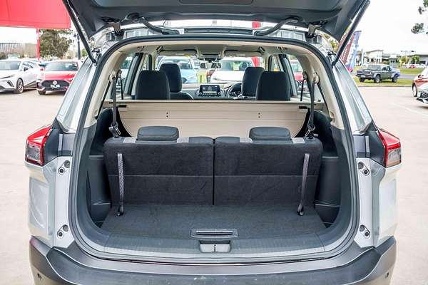 2025 Nissan X-TRAIL ST T33