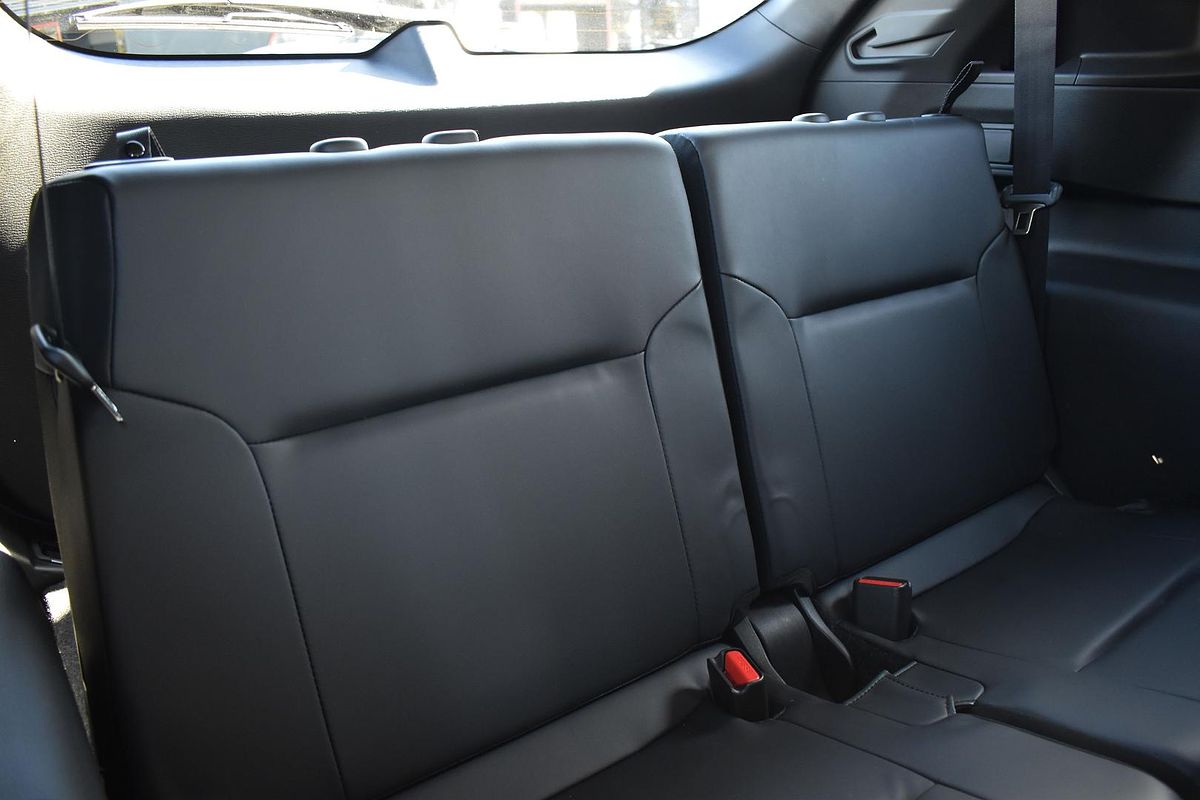 2025 Mitsubishi Outlander Aspire ZM