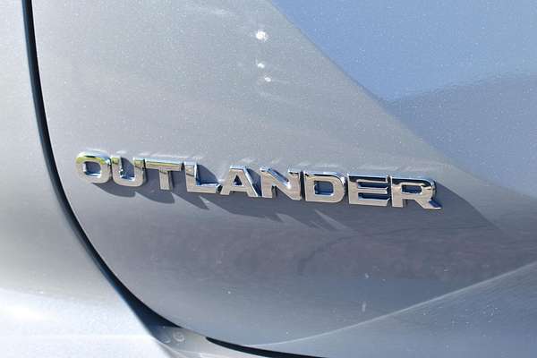 2025 Mitsubishi Outlander Aspire ZM