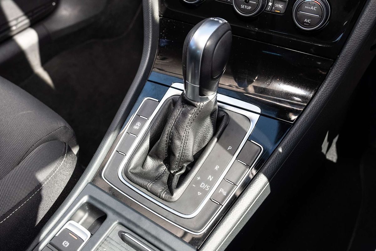 2013 Volkswagen Golf 103TSI Highline 7